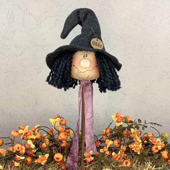 SALE: HILDA THE GROOVY WITCH WAND - Picture 1 of 1